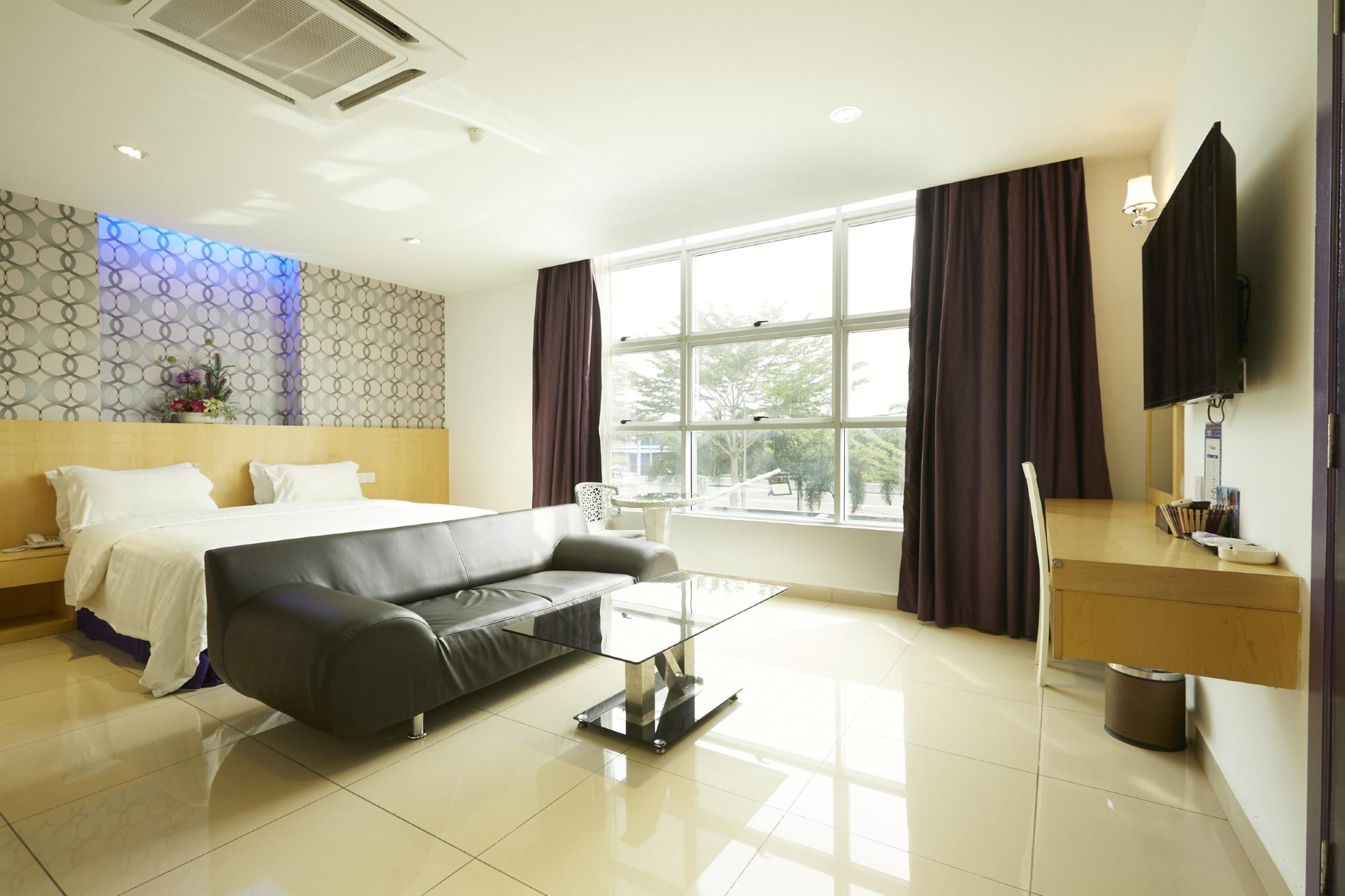 East Sun Hotel Sekinchan Exterior foto